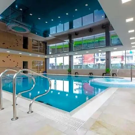 Crystal Apartment *