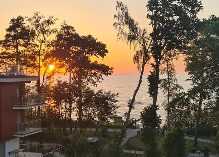 Apartment Crystal Rewal